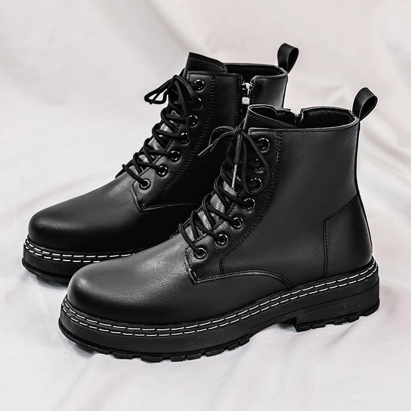 Men's 4-Season Black Patent Le - Guipure Lace Panel avaliação e preço